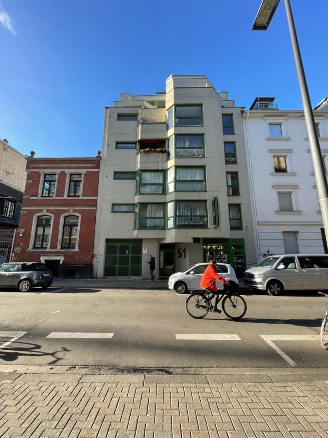 Modernes Appartement In Der Innenstadt Colónia Exterior foto