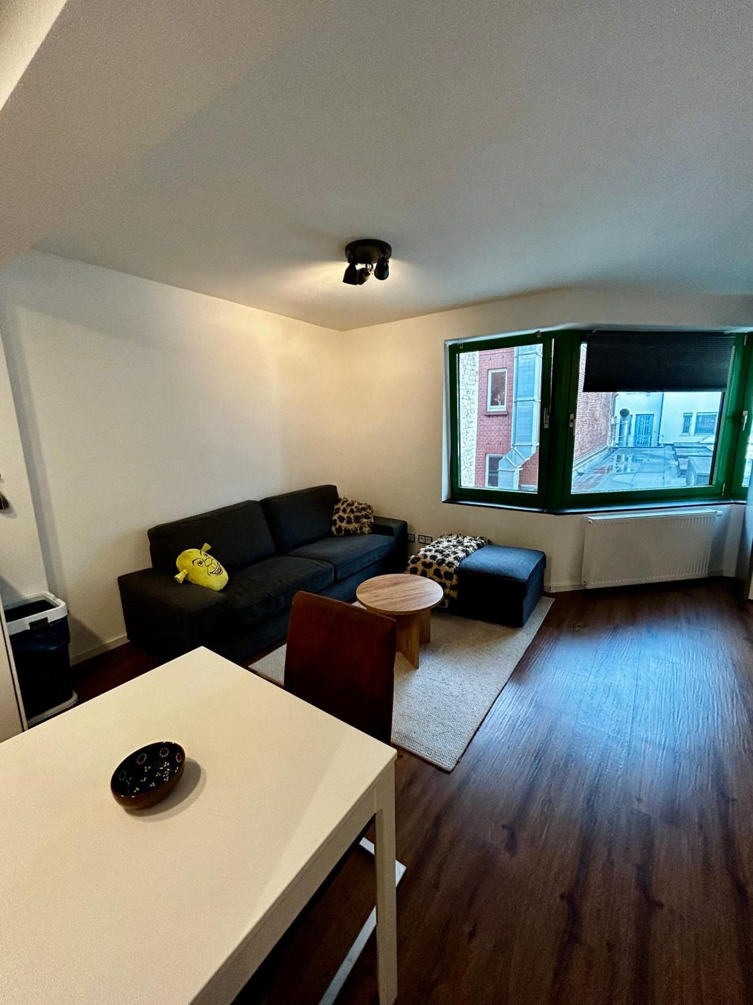 Modernes Appartement In Der Innenstadt Colónia Exterior foto